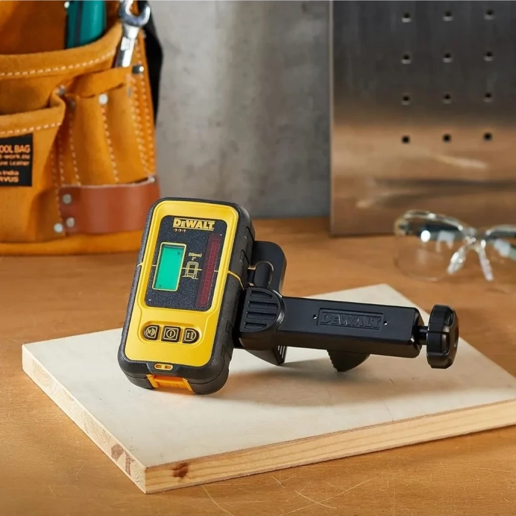 Dewalt Hizalama Alıcı  Lazer Dedektör DE0892G-XJ(YEŞİL Lazer Hizalamalara Uyumlu)