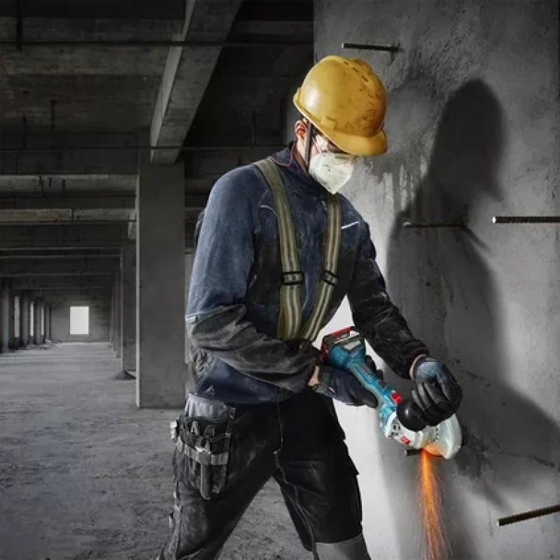 Bosch Professional GWS 180-LI 4.0 Ah Tek Akülü Taşlama Makinesi - 06019H9025