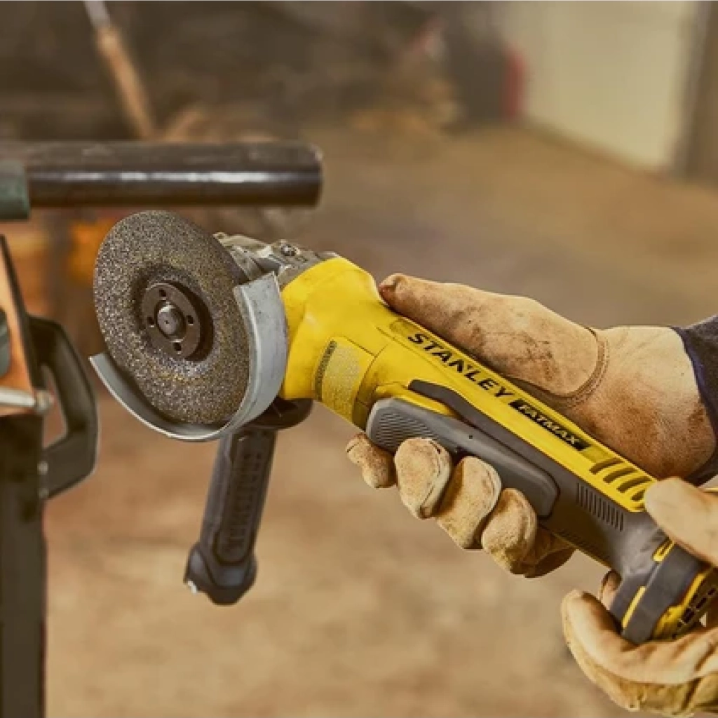 Stanley SFMCG700B 18V V20 125MM Kömürsüz Avuç Taşlama (Akü Hariç)