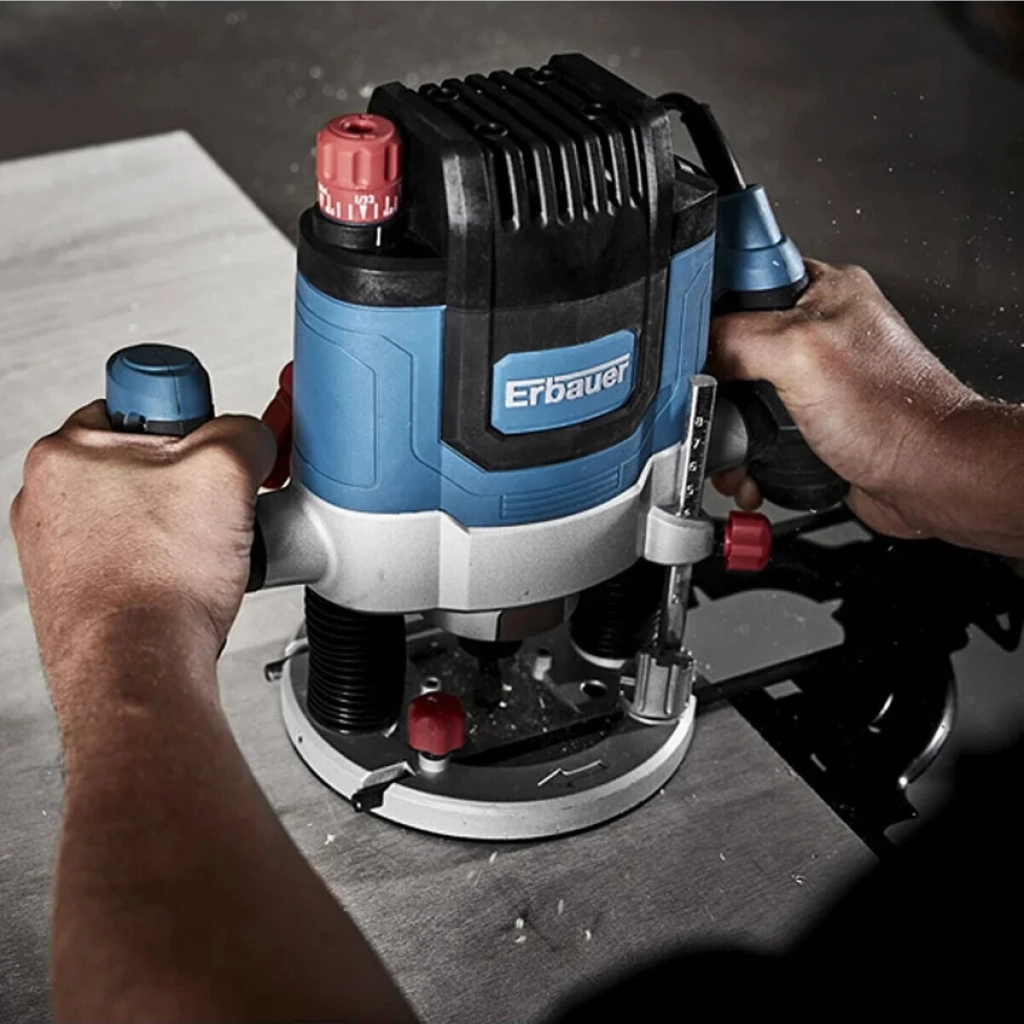 Erbauer Freze Makinası 6-8-12 mm ER2100   2100 W