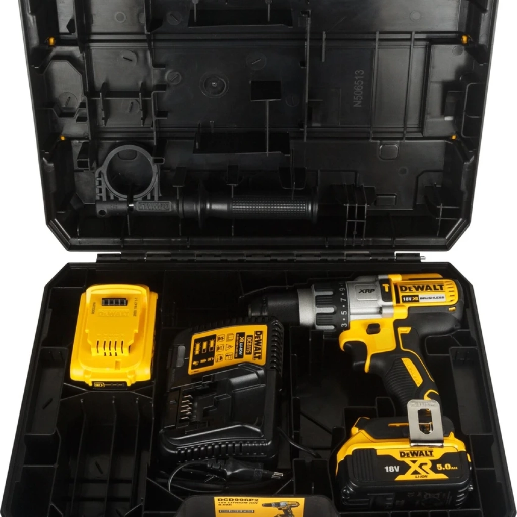 Dewalt Kömürsüz Darbeli Vidalama Matkabı Akülü 18 Volt 5.0Ah - DCD996P2