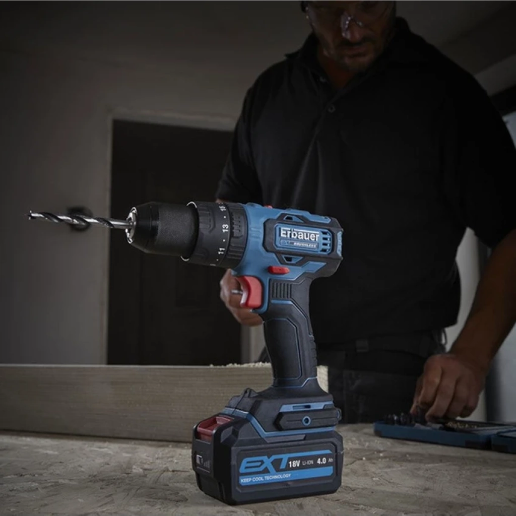 Erbauer  Çift Akülü Darbeli Vidalama ECD18-LI-2 Li-Ion  4 Ah