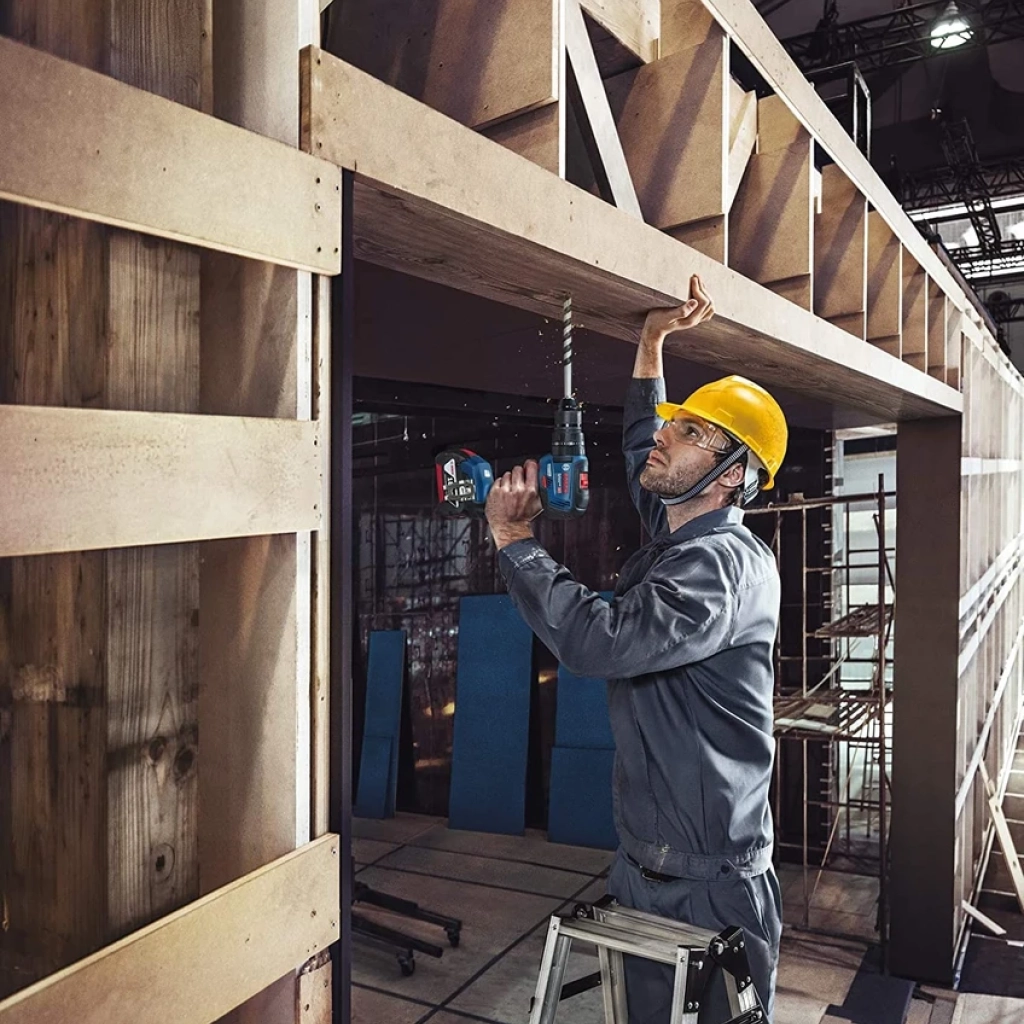 Bosch GSB 18V-50 Akülü Darbeli Delme/Vidalama Çift Akü