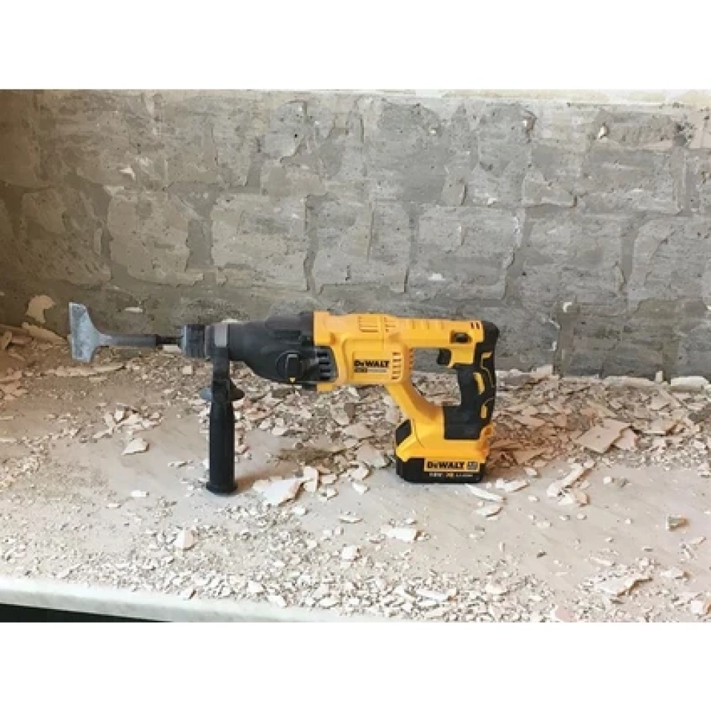 Dewalt DCH133M1 Profesyonel Akülü Kırıcı Delici Sds Plus 18V4.0Ah Li-ion 2.6J