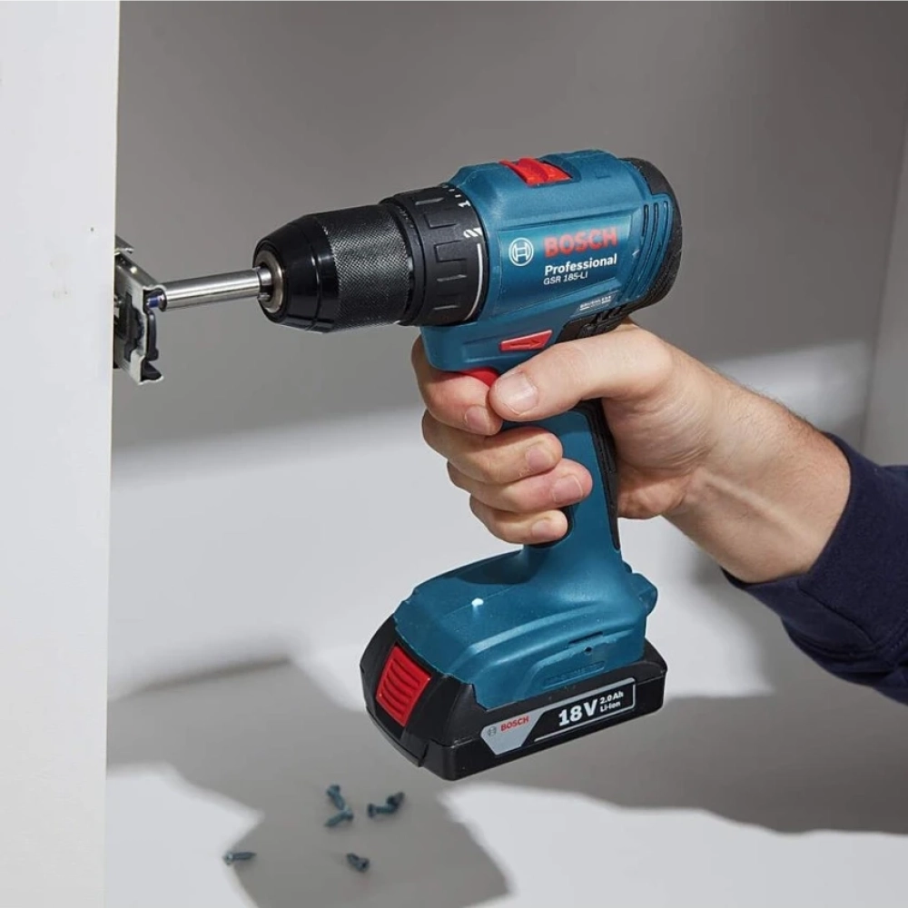 Bosch GSR 185-Li Çift Akülü 2Ah Vidalama Makinesi